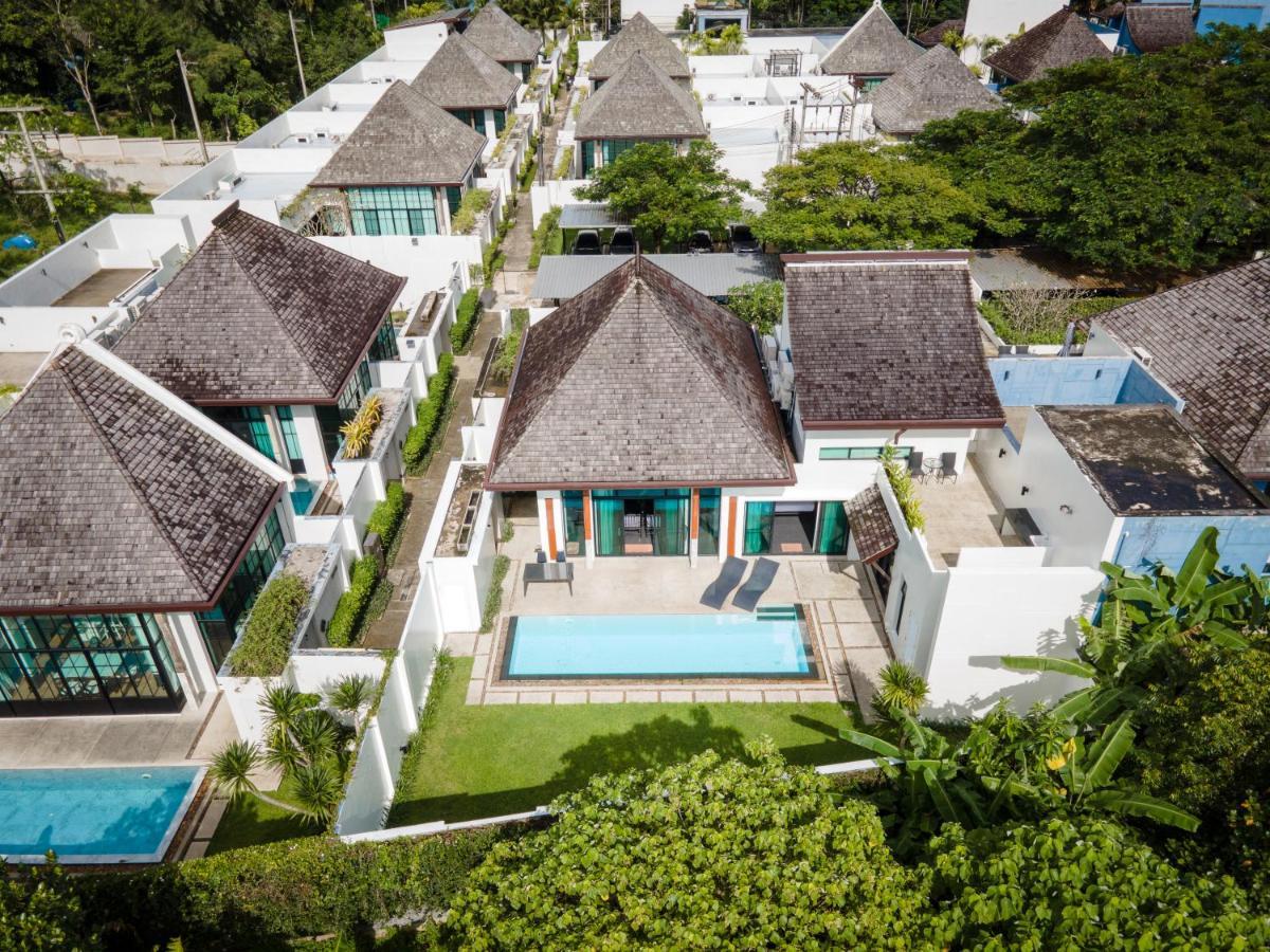 Beautiful Comfortable And Fully Equipped Big Pool Villa With 65Inch Smart Tv Located Near Popular Bangtao Beach And Laguna Bãi biển Bang Tao Ngoại thất bức ảnh